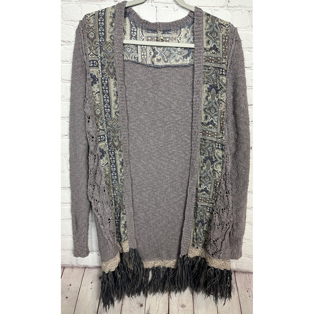 Gimmicks By BKE Buckle Small Open Front Long Cardigan Sweater Tan Crochet Hem‎